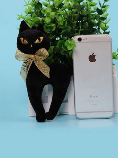 Брендовий брелок м'яка іграшка кіт із бантом чорний. Зображення товару, вид 3