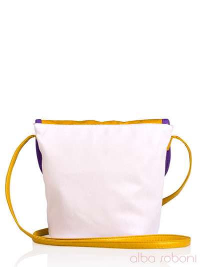 Стильна дитяча сумочка з вышивкою, модель 0150 жовтий. Зображення товару, вид ззаду.
