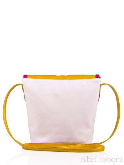 Стильна дитяча сумочка з вышивкою, модель 0151 жовтий. Зображення товару, вид ззаду.