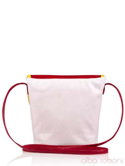 Стильна дитяча сумочка з вышивкою, модель 0152 червоний. Зображення товару, вид ззаду.