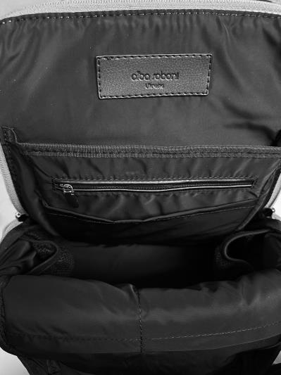 Фото товара: комплект (рюкзак та косметичка) n26108 чорний. Фото - 5.