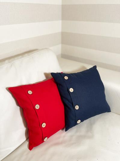 Фото товара: декоративна лляна подушка темно-синя. Фото - 4.