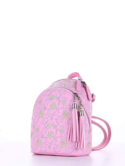 Літній міні-рюкзак з вышивкою, модель 180145 рожевий. Зображення товару, вид збоку.