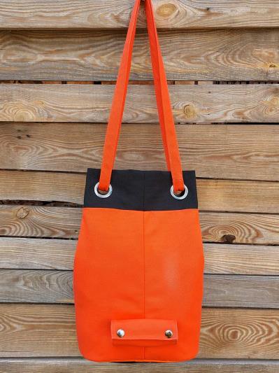 Фото товара: сумка-рюкзак 200253 оранжевий. Вид 5.
