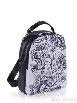 Шкільний рюкзак з вышивкою, модель 161421 чорний. Зображення товару, вид збоку.