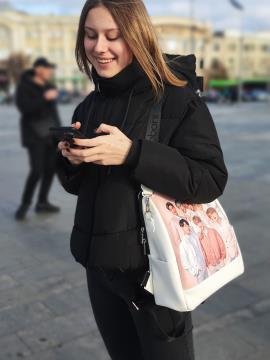 Городской рюкзак для девушек BTS цвет белый. Фото - 2