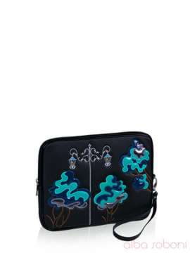 Жіноча сумка для планшета з вышивкою, модель 141021 чорний. Зображення товару, вид збоку.