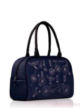 Стильна сумка з вышивкою, модель 130773 синій. Зображення товару, вид збоку.