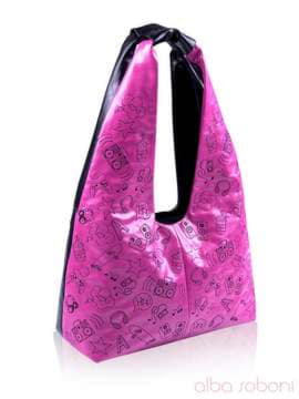 Брендова сумка з вышивкою, модель 131200 чорно-рожевий. Зображення товару, вид збоку.