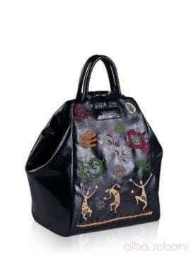 Жіночий рюкзак з вышивкою, модель 141653 чорний. Зображення товару, вид збоку.