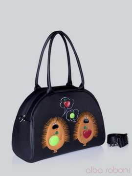 Шкільна сумка - саквояж з вышивкою, модель 141500 чорний. Зображення товару, вид збоку.