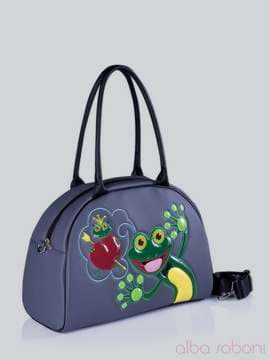 Модна сумка - саквояж з вышивкою, модель 141503 сірий. Зображення товару, вид збоку.