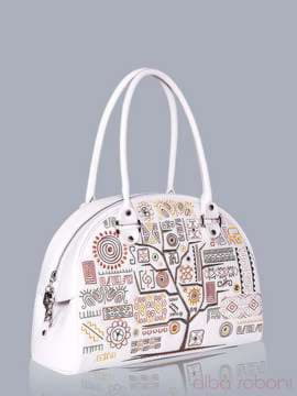 Молодіжна сумка - саквояж з вышивкою, модель 150761 білий. Зображення товару, вид збоку.
