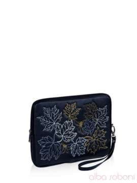 Жіноча сумка для планшета з вышивкою, модель 141060 чорний. Зображення товару, вид збоку.