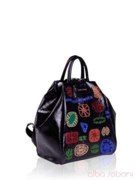 Брендовий рюкзак з вышивкою, модель 151657 чорний. Зображення товару, вид збоку.